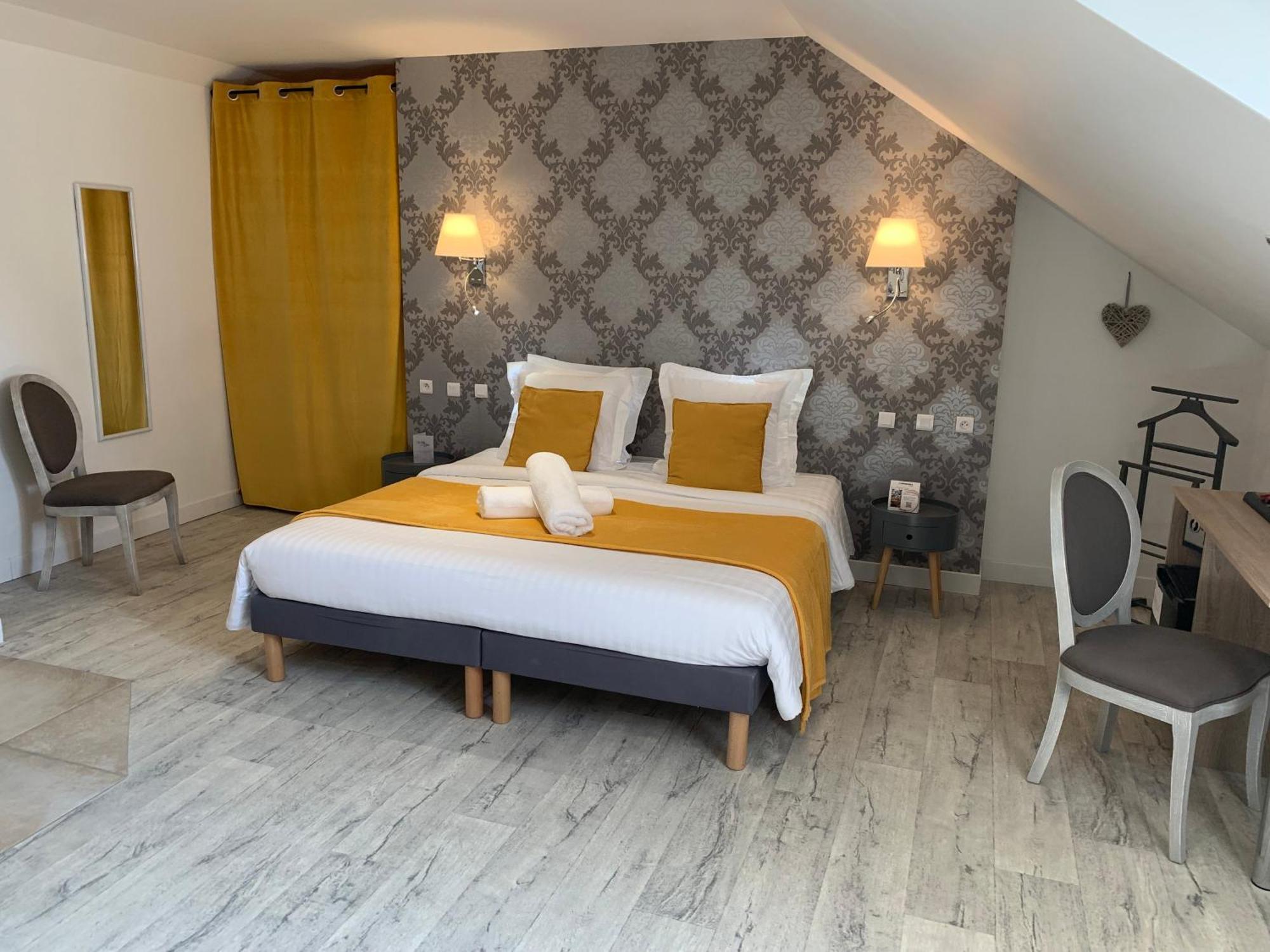 Le Manoir De Pierre Levee, The Originals Collection Otel Tournon-Saint-Martin Dış mekan fotoğraf